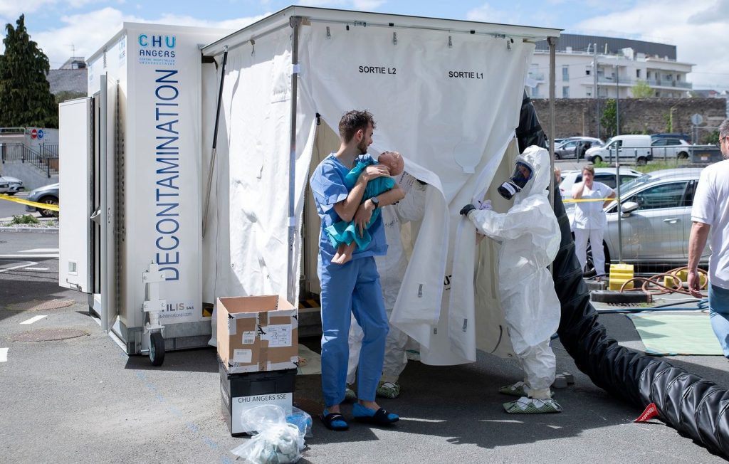 le-module-de-decontamination-est-desormais-operationnel-a-angers-en-cas-d-alerte